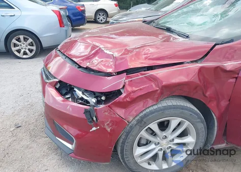 2018 Chevrolet Malibu Lt z USA, uszkodzony, nr VIN 1G1ZD5ST7JF261391